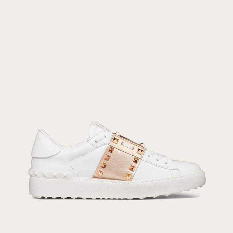 Valentino Opens
