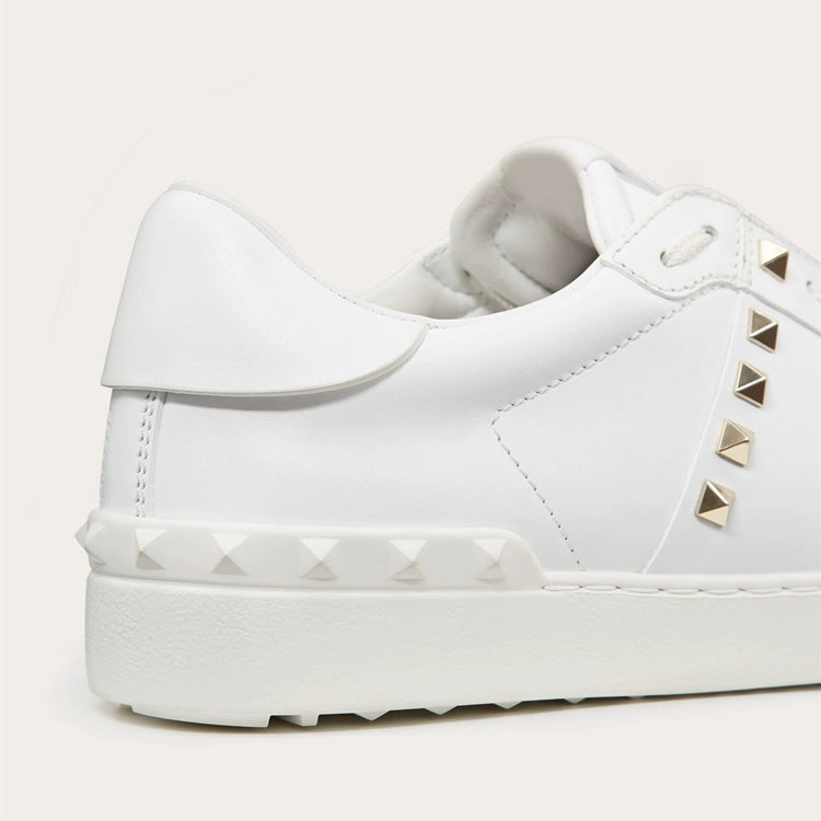 Valentino Opens